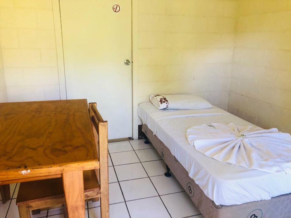Mulifanua Transit Motel מראה חיצוני תמונה
