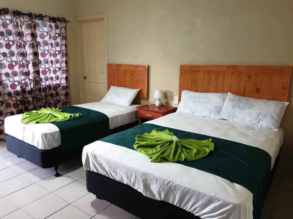 Mulifanua Transit Motel מראה חיצוני תמונה