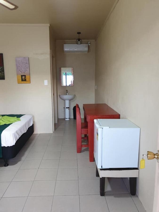 Mulifanua Transit Motel מראה חיצוני תמונה